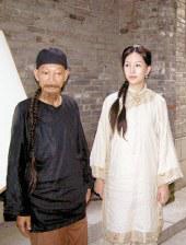 周迅助推青年摄影师 展现多面时尚魅 裘德·洛希望继续拍《神奇动物》：会一直等待 大片推荐 >> 动作 悬崖之上 8.2 暗藏汹涌谍战传奇 剧情 山河披锦绣 7.5 退耕还林脱贫致富 历史 大决战之淮海 9.0 抗战经典淮海战役 大决战之辽沈 改变历史史诗战略 剧情 免费 6.7 当代青年创业故事 爱情 漂亮的女邻居 7.5 三男子倾心一村姑 | | | | | | 电影频道节目中心官方网站 意见反馈 手机浏览精彩资讯 返回顶部 | (1/12) 金高银“老公姐”造型亮相多伦多 出道12年首换风格 | (2/9) 组图：金高银“老公姐”造型亮相多伦多 出道12年首换风格 重新播放 大图播放 猜你喜欢CCTV6 VIP影院 搜索 电影 星闻 独家 更多 专题 图片 视频 滚动 首页 新闻 大片 影库 CCTV6 VIP影院 客户端 电影网>新闻>明星资讯 金高银“老公姐”造型亮相活动 出道12年首换风格 时间：2024.MV上线 A-lin歌唱爱与幸福2103人看过 《天才游戏》曝预告 彭昱畅丁禹兮化身纯恨宿敌2667人看过 《纯真年代的爱情》研讨会 孙千王天辰忆拍摄往3157人看过 新闻首页 电影新闻首页 明星新闻 华语 海外 成龙、梁朝伟、小贝、李栋旭等观战NBA中国赛 日前，25-26赛季NBA季前赛在中国澳门举行，成龙、梁朝伟 、刘嘉玲、任达华、大卫·贝克汉姆、林书豪、李小鹏、李栋旭、刘宪华、杜华、李汶翰等到场观.Disney+剧集《诉讼女王》（All\'s Fair）在化学之家举行首映礼。